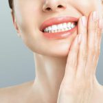 インプラントでも歯周病になる？症状と対策