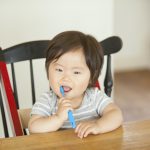 子どもの歯ブラシはすぐダメになる！交換のタイミングと選び方